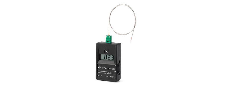 Digital temperature measuring device
